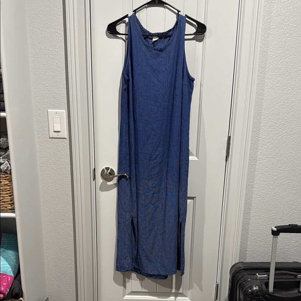Vintage Blue Sleeveless Maxi Dress